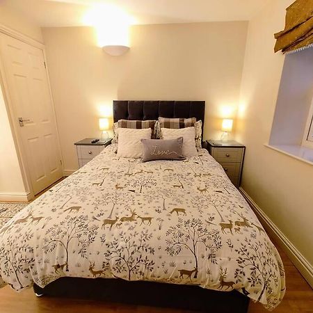 Cosy Central Modern Apartment نانتويتش المظهر الخارجي الصورة
