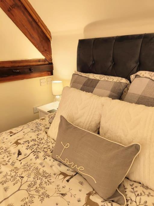 Cosy Central Modern Apartment نانتويتش المظهر الخارجي الصورة