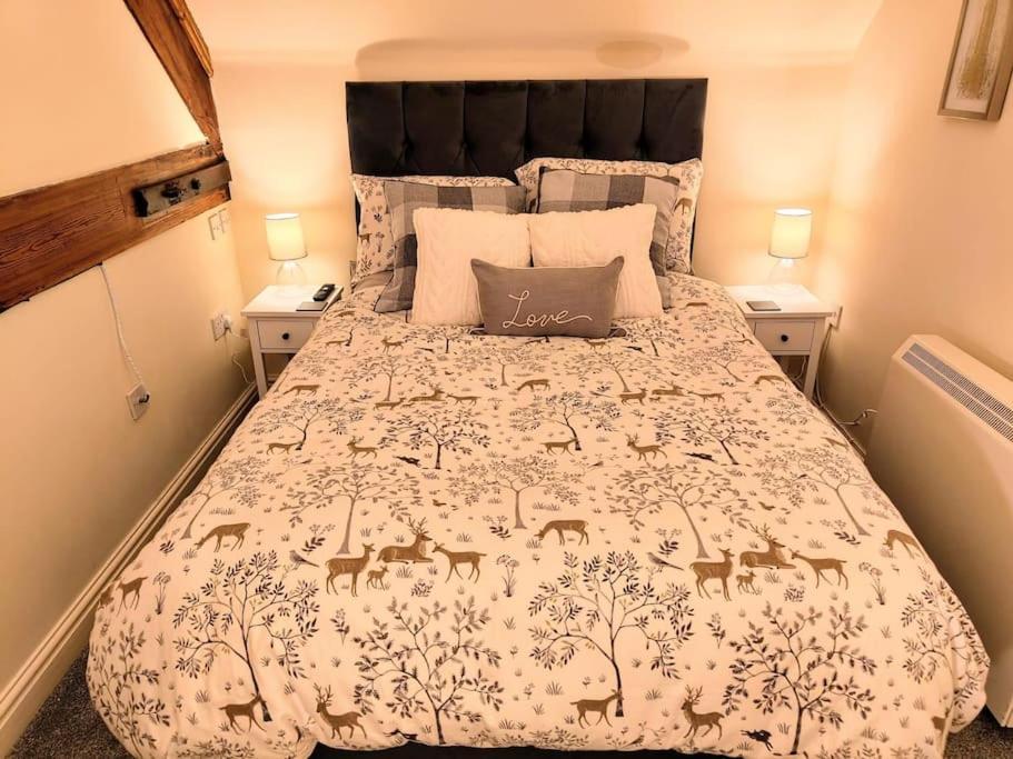 Cosy Central Modern Apartment نانتويتش المظهر الخارجي الصورة